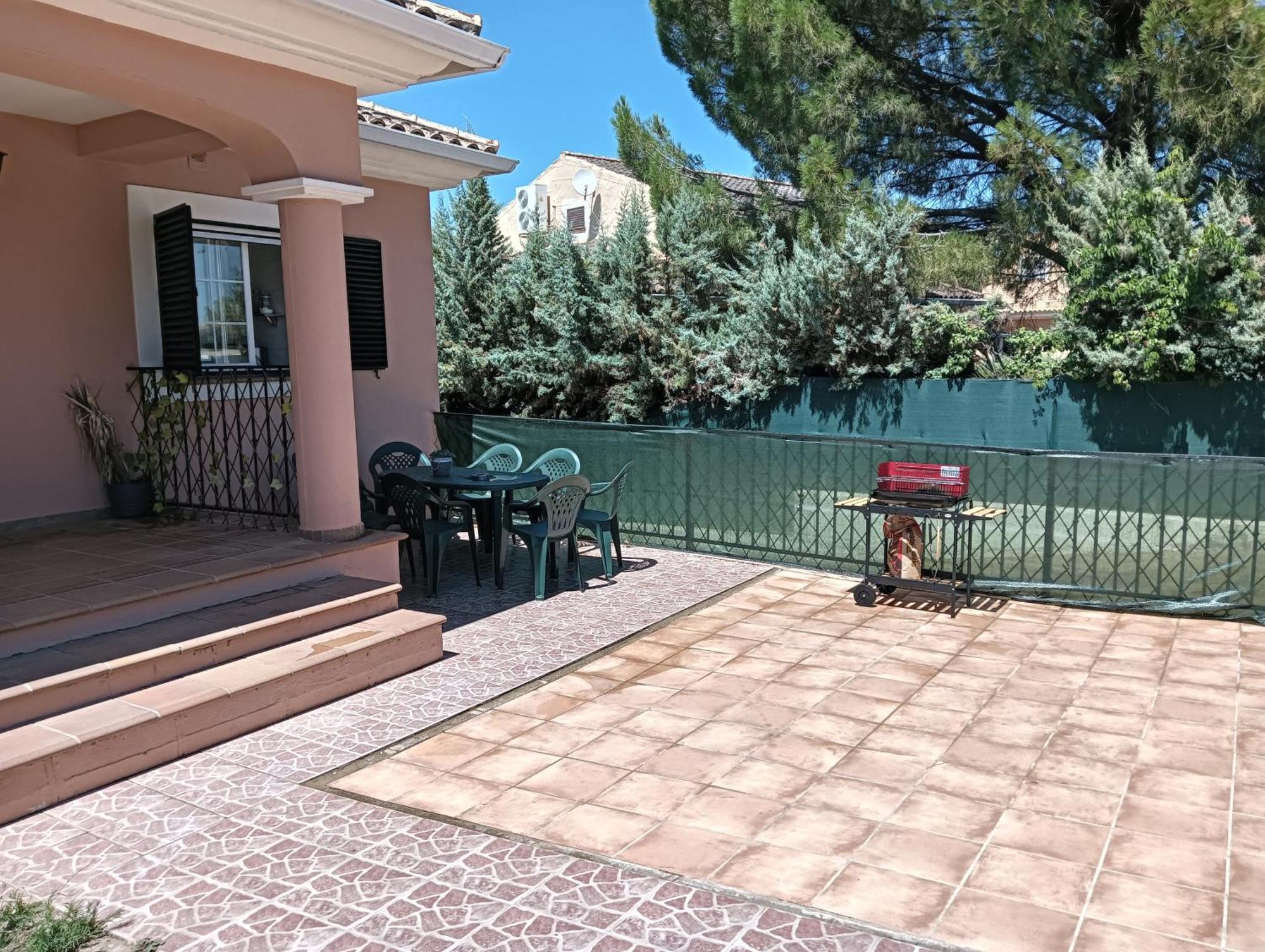 Aribela Villa Бадахос Екстериор снимка